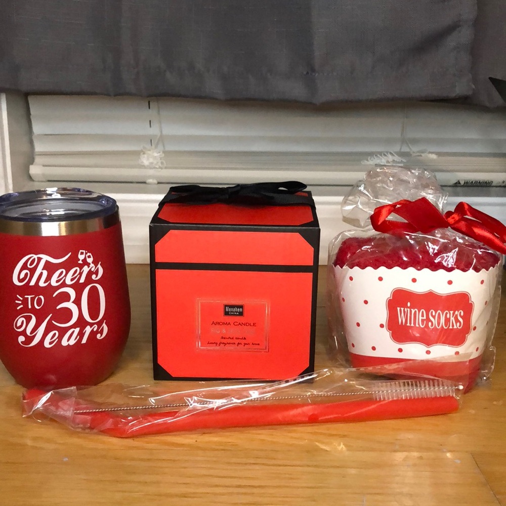 NWT 30th Birthday Wine Tumbler Birthday Gift set